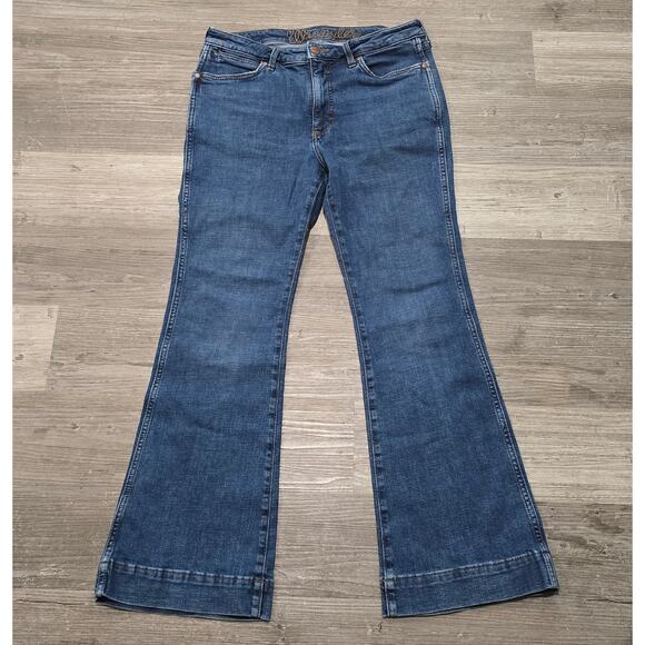 Wrangler Denim Flare Leg Blue Jeans - Picture 7 of 7